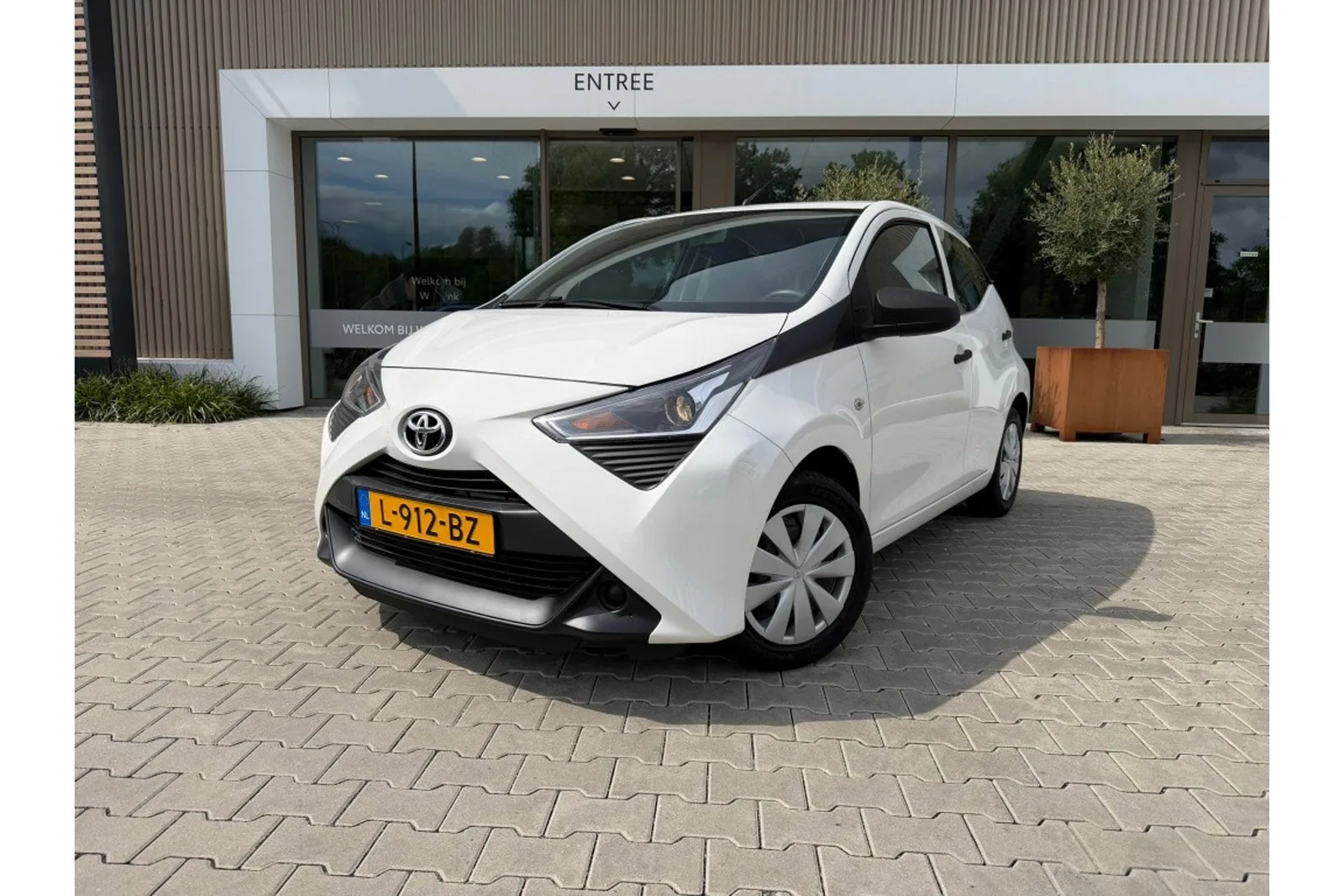 Toyota Aygo (2021) — foto 1