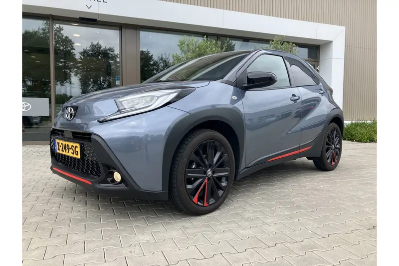 Toyota Aygo X (2024)
