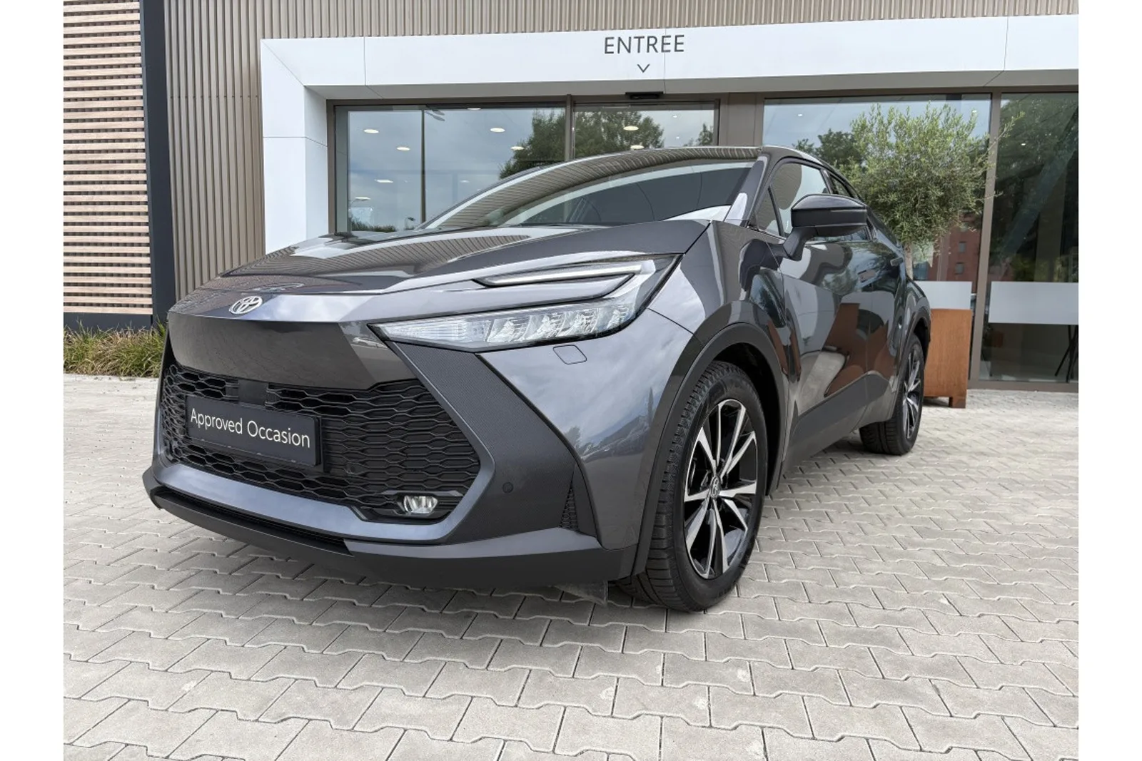 Toyota C-HR (2025) — foto 1