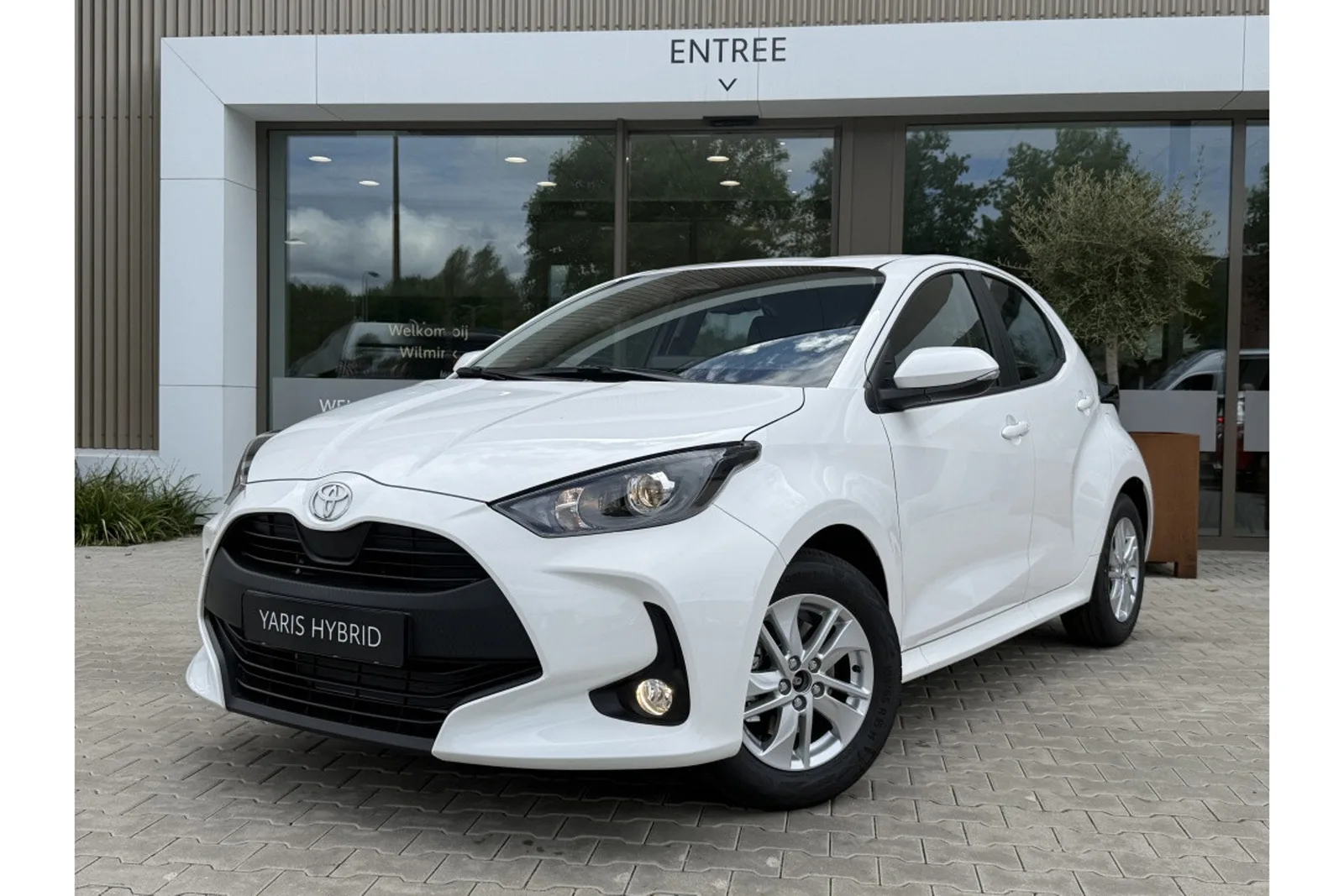 Toyota Yaris (2026) — foto 1