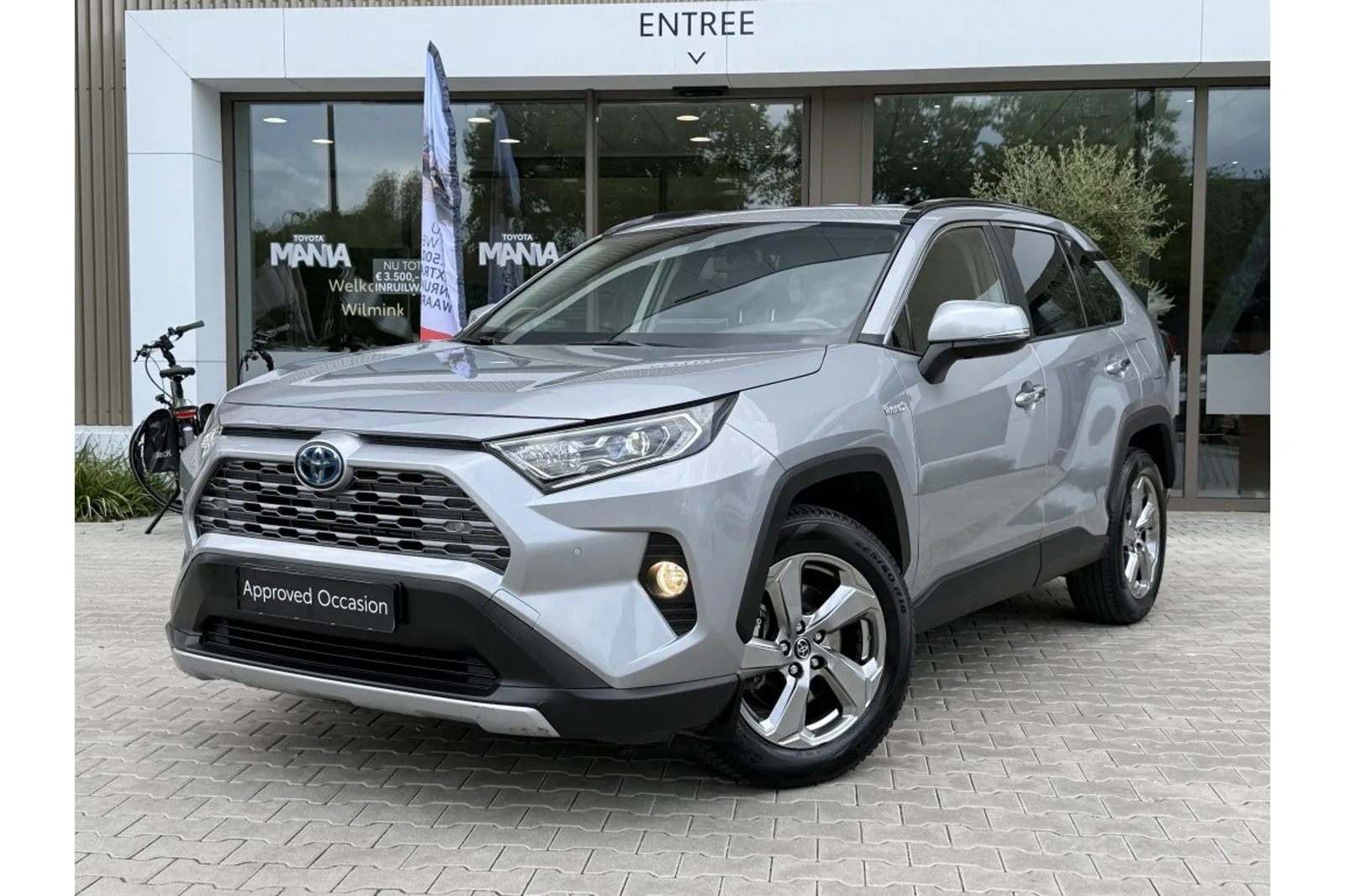 Toyota RAV4 (2020) — foto 1