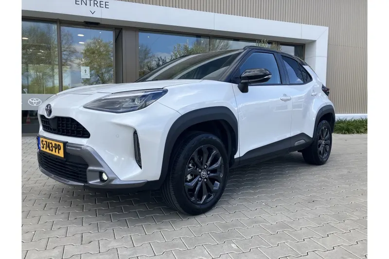 Toyota Yaris Cross (2023)