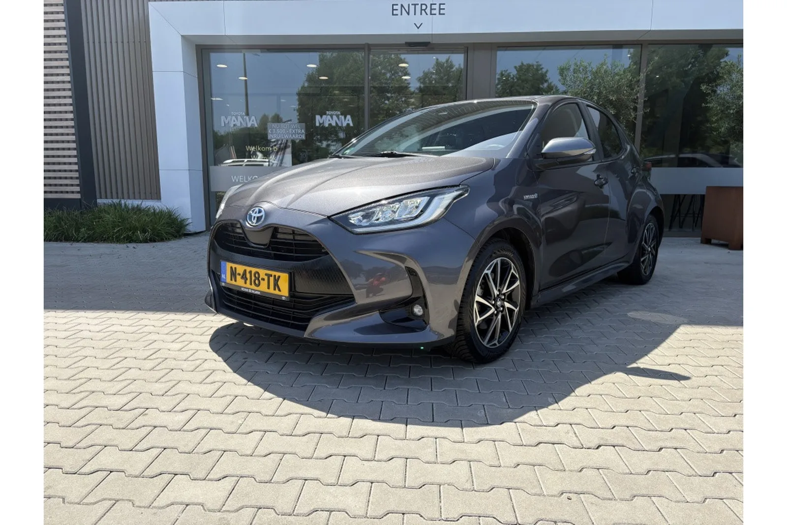 Toyota Yaris (2021) — foto 1