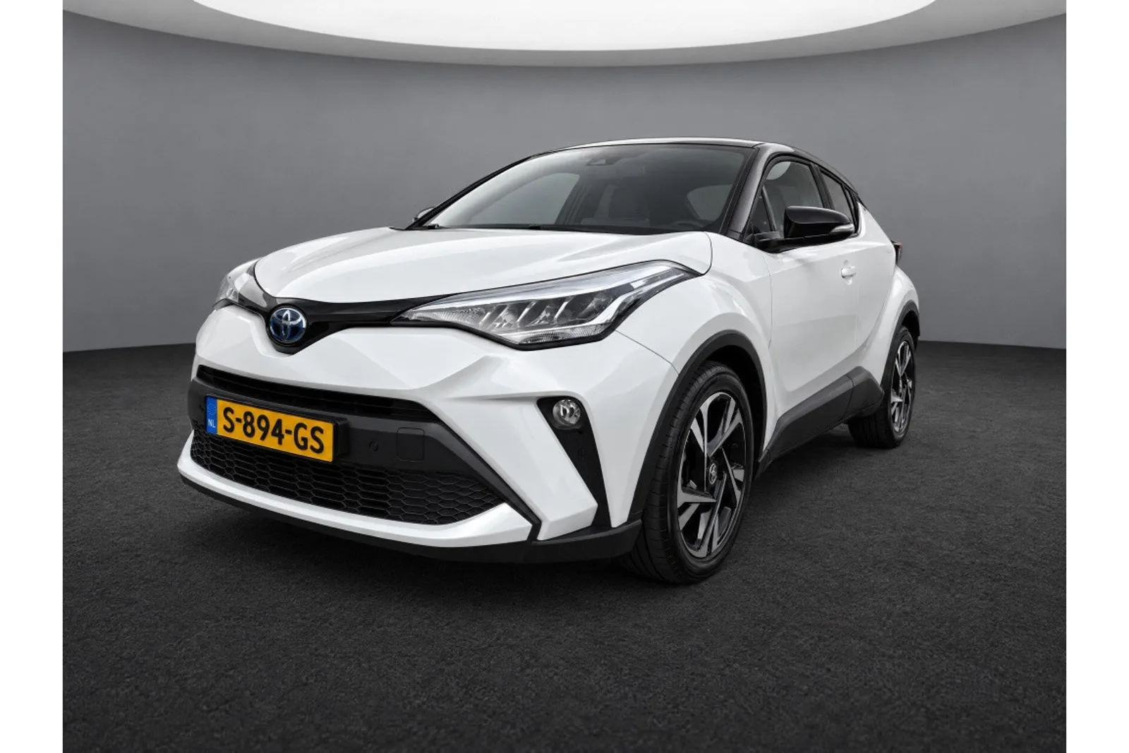 Toyota C-HR (2023) — foto 1