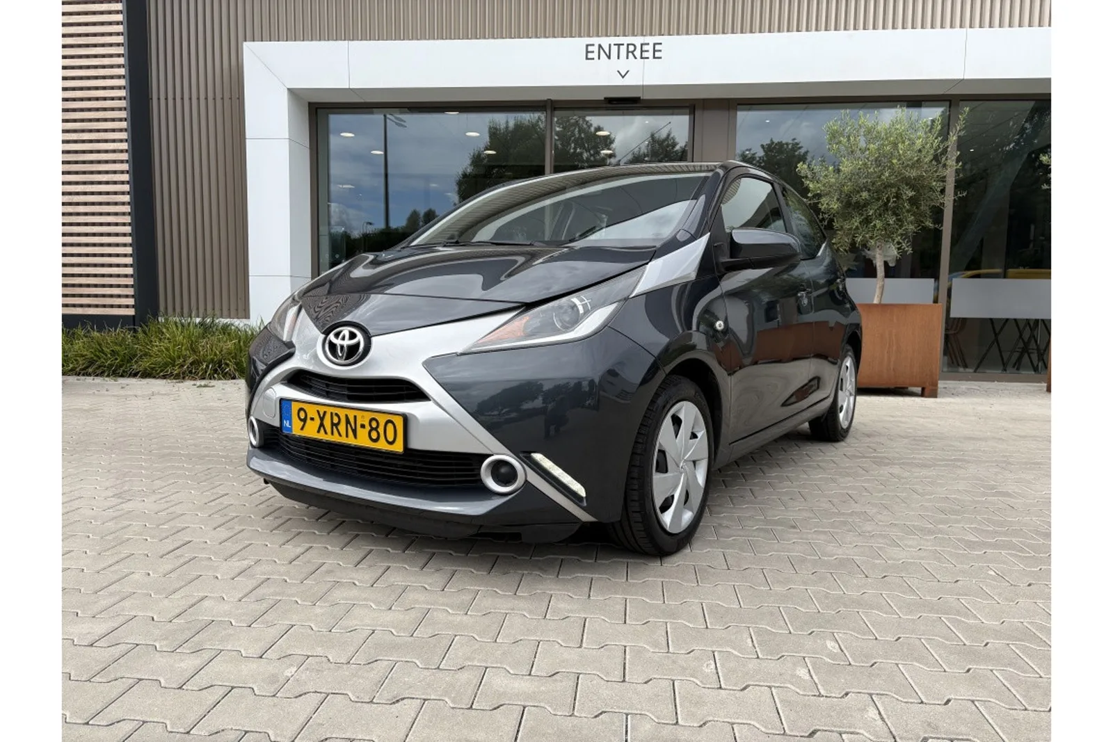 Toyota Aygo (2014) — foto 1