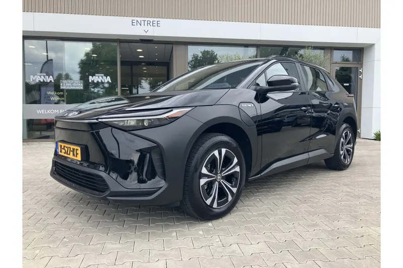 Toyota bZ4X (2023)