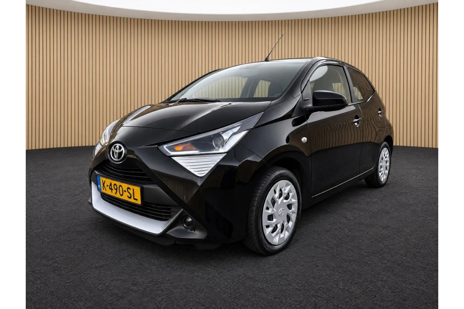 Toyota Aygo (2021) — foto 1