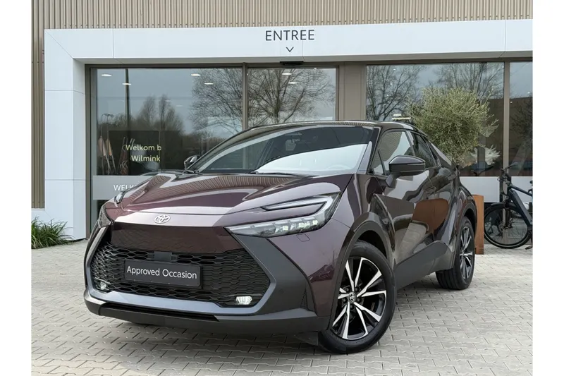 Toyota C-HR (2024)