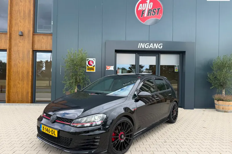 Volkswagen Golf (2016)