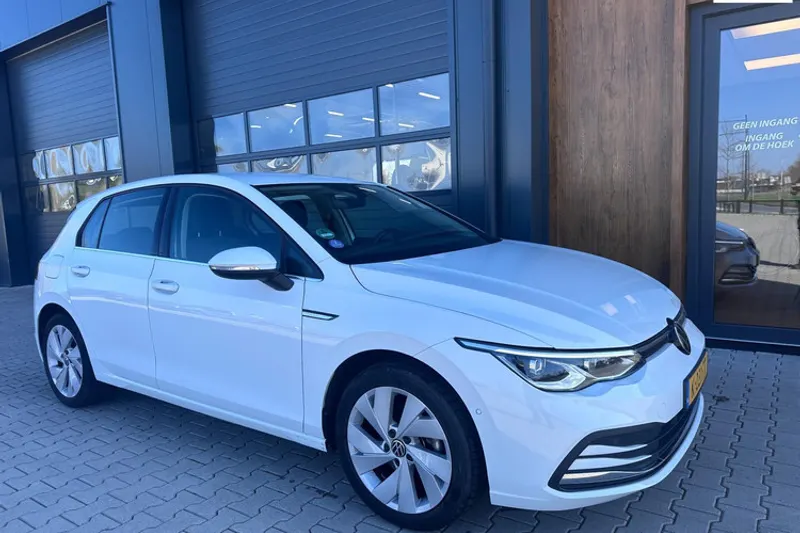 Volkswagen Golf (2021)