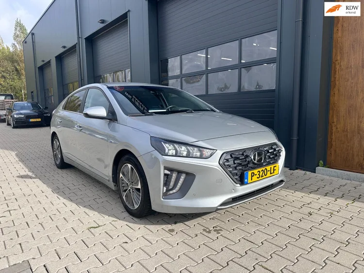 Hyundai Ioniq (2019) — foto 1