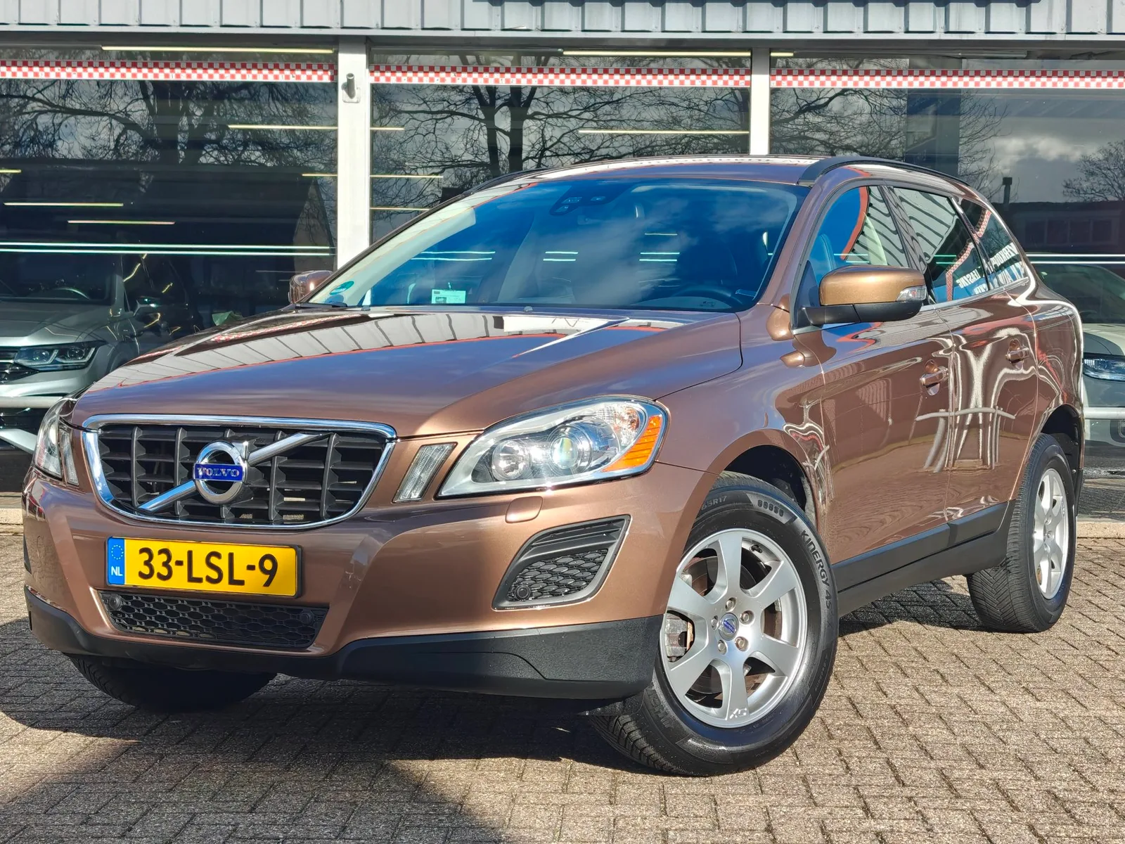 Volvo XC60 (2010) — foto 1