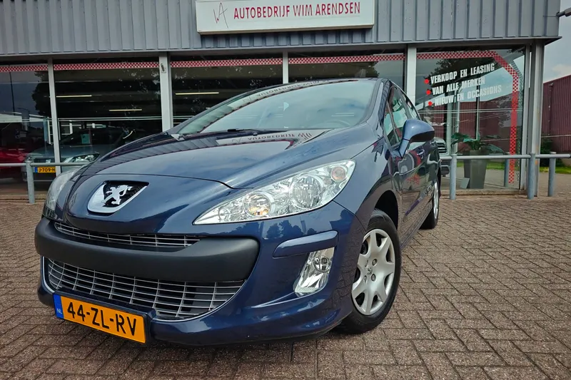Peugeot 308 (2008)