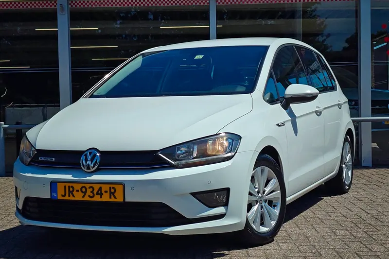 Volkswagen Golf (2016)