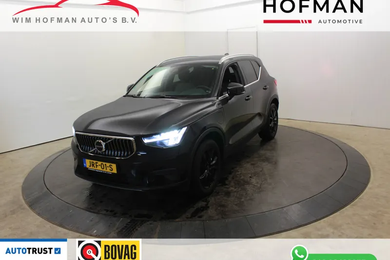 Volvo XC40 (2022)