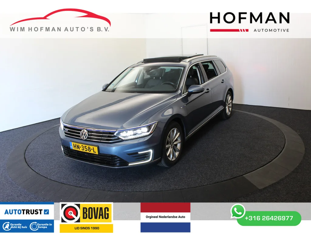 Volkswagen Passat (2015) — foto 1