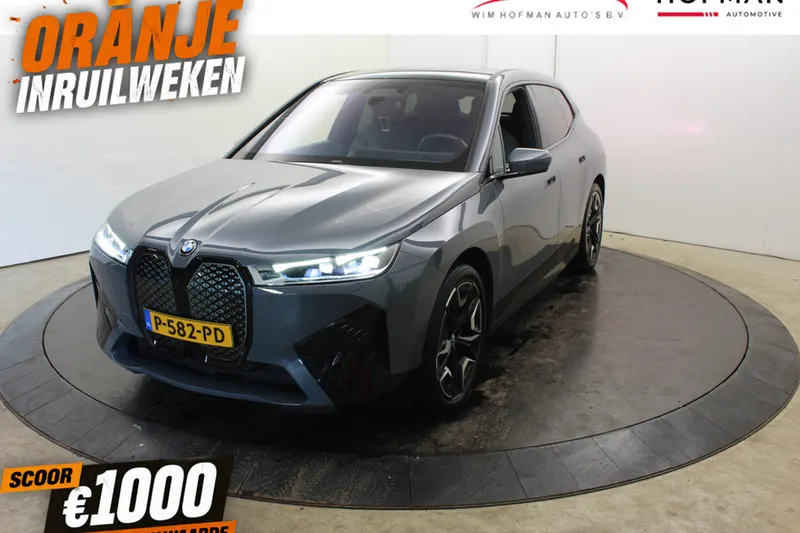 BMW iX (2022)