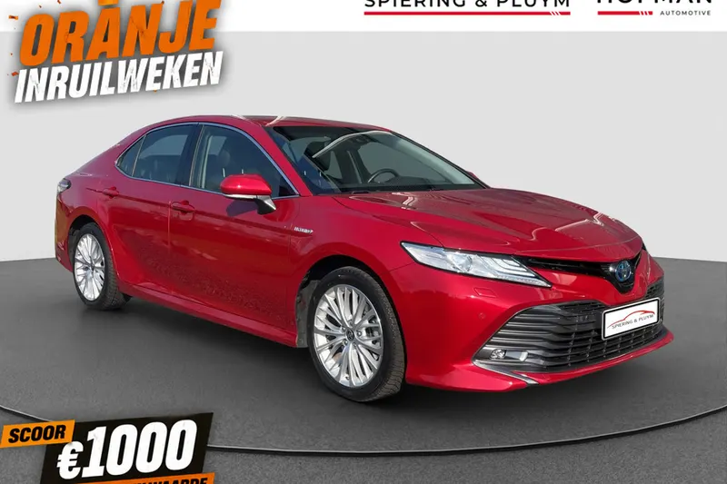 Toyota Camry (2021)