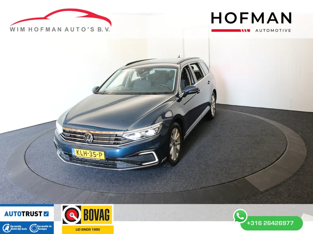 Volkswagen Passat (2022) — foto 1