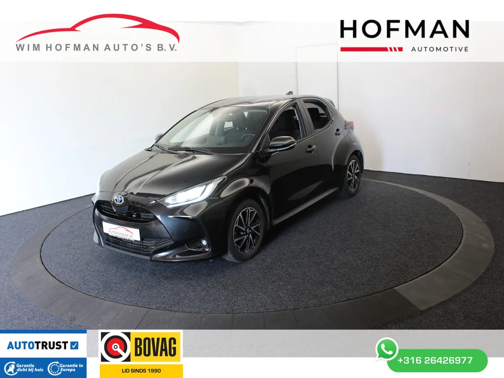 Toyota Yaris (2023) — foto 1