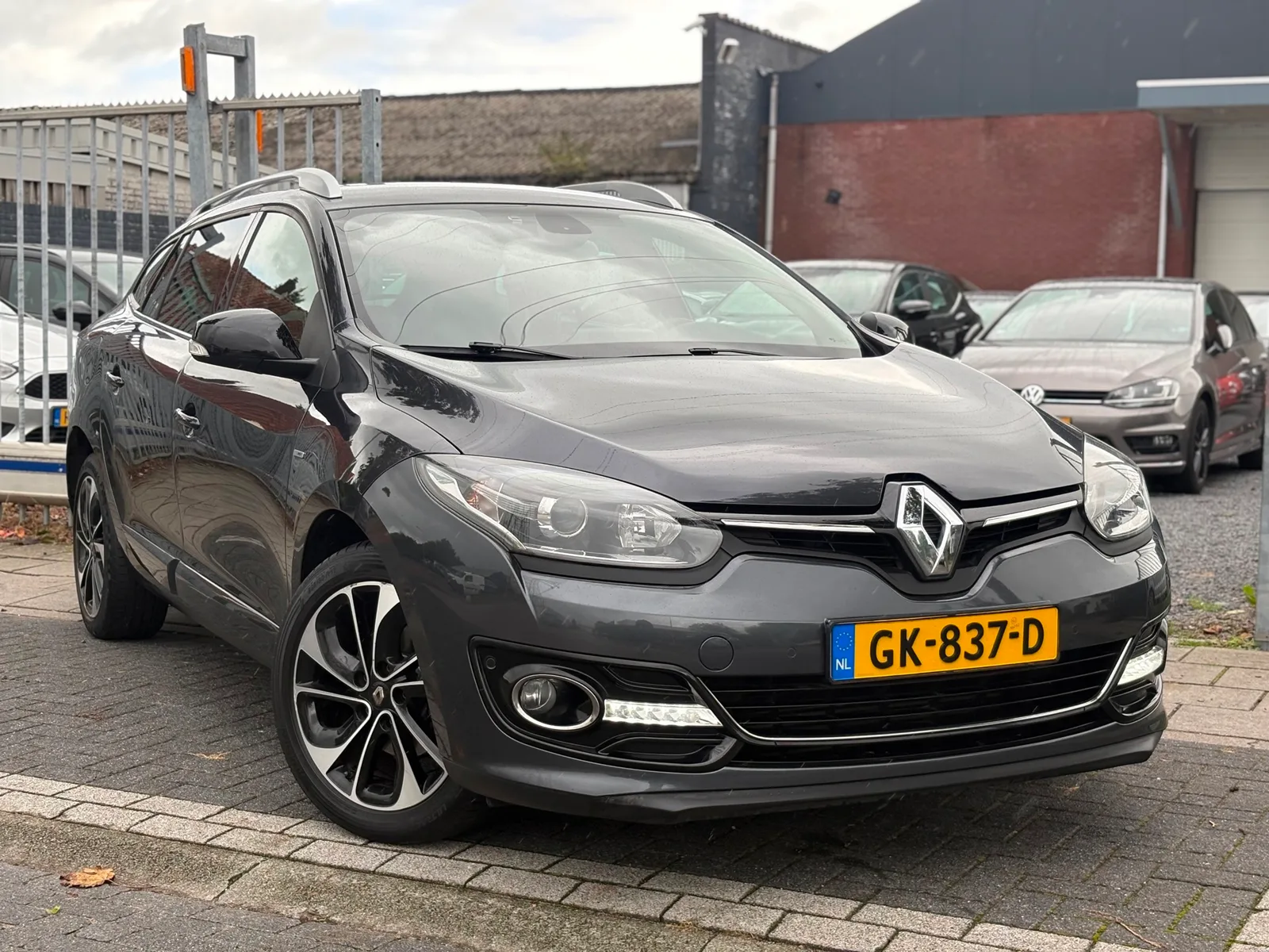 Renault Mégane (2015) — foto 1