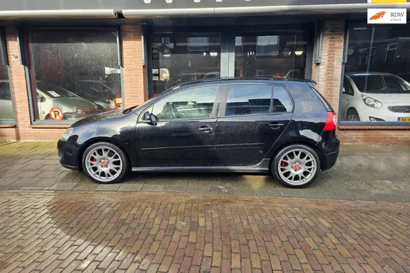Volkswagen Golf (2007)