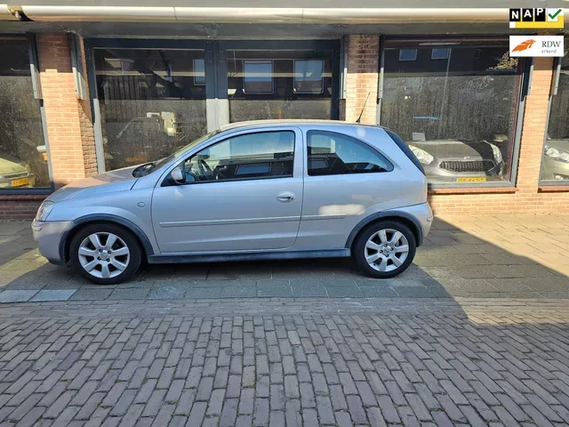 Opel Corsa (2006) — foto 1