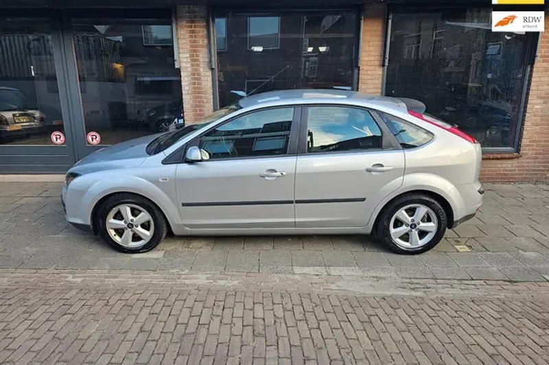 Ford Focus (2008)