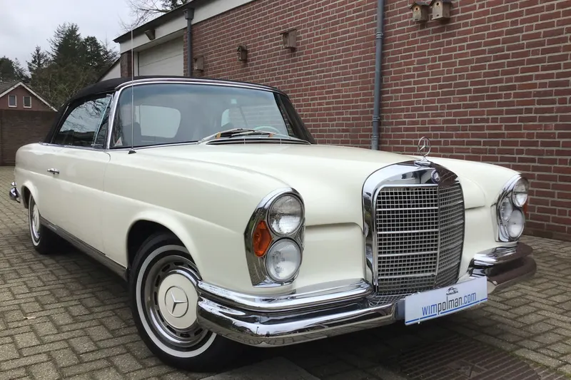 Mercedes-Benz 200-Serie (1969)