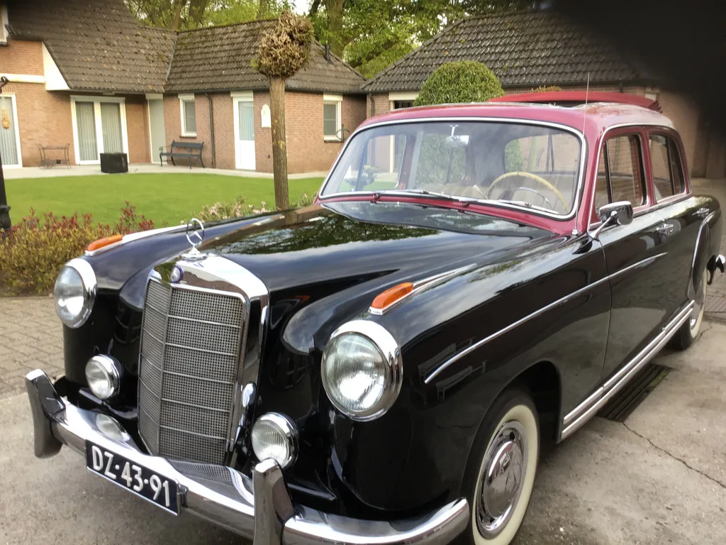 Mercedes-Benz S-Klasse (1958) — foto 1