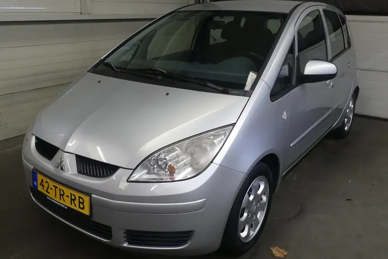 Mitsubishi Colt (2006)