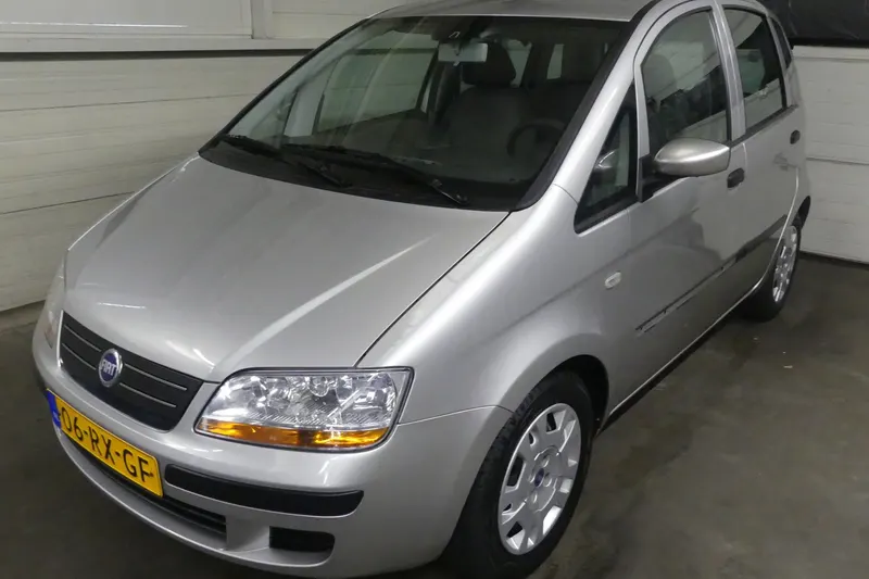 Fiat Idea (2005)