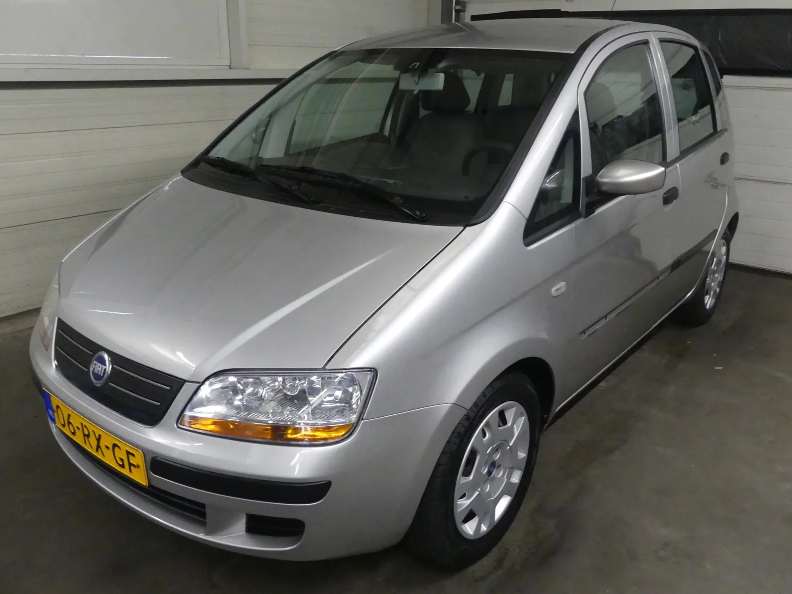 Fiat Idea (2005) — foto 1