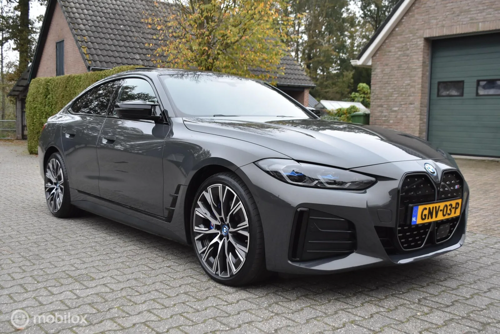 BMW i4 (2022) — foto 1