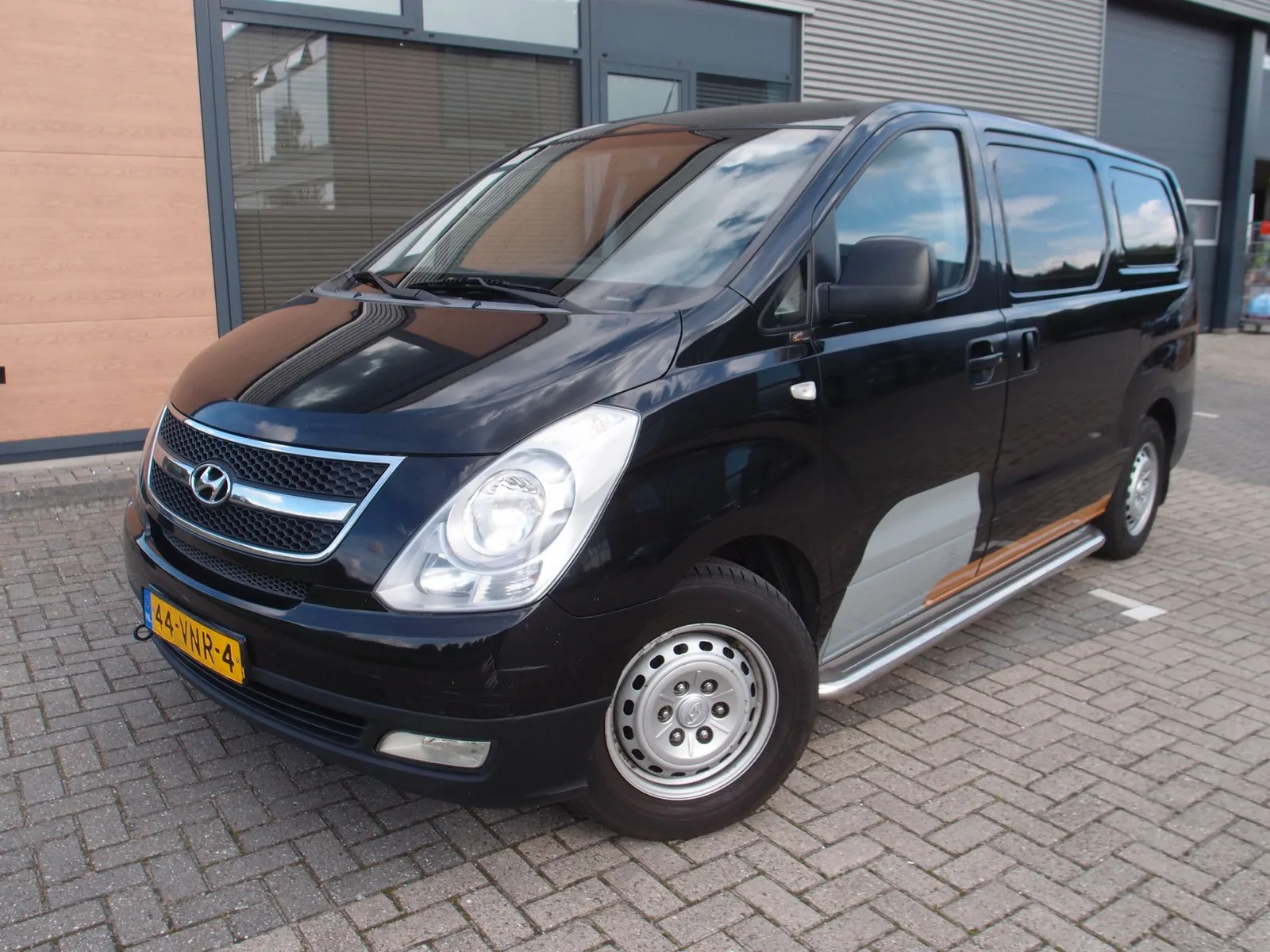 Hyundai H300 (2008) — foto 1