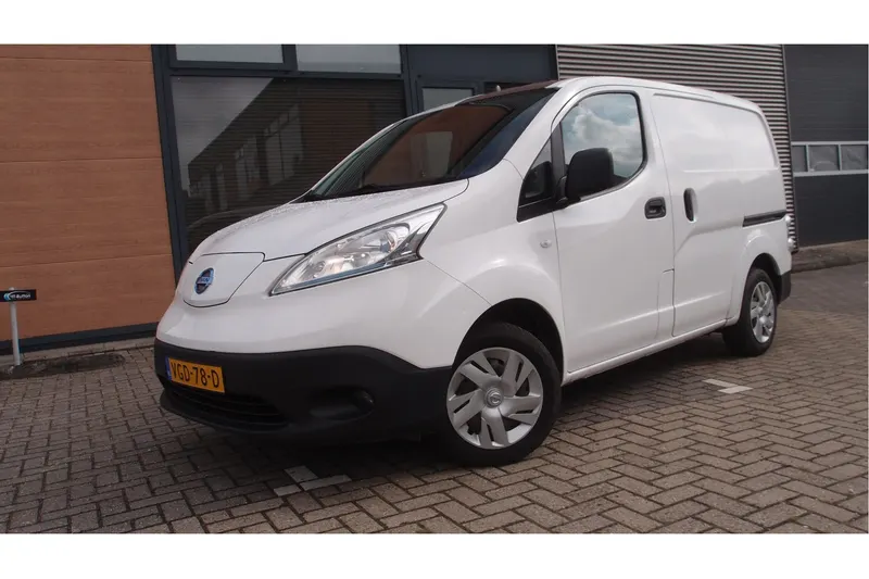 Nissan E-NV200 (2016)