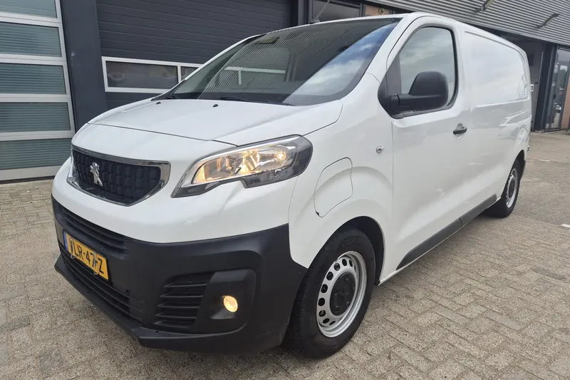 Peugeot e-Expert (2021)