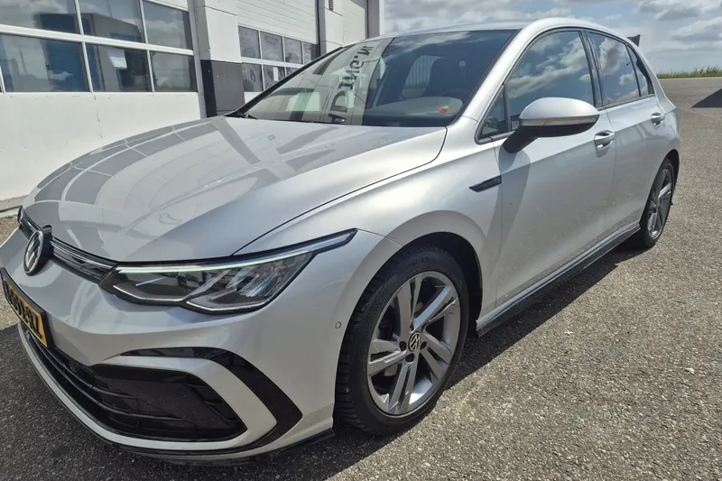 Volkswagen Golf (2021)
