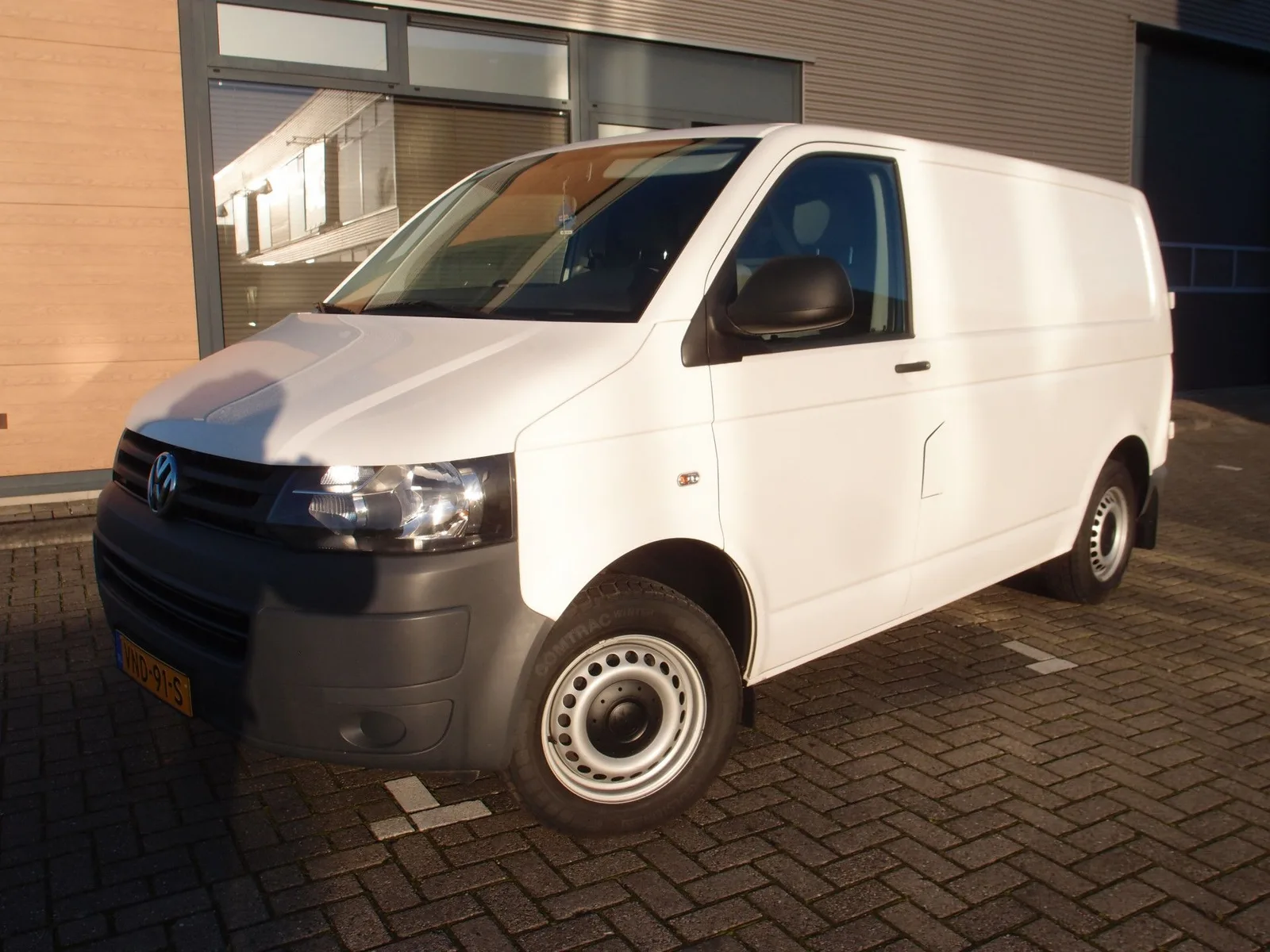 Volkswagen Transporter (2014) — foto 1