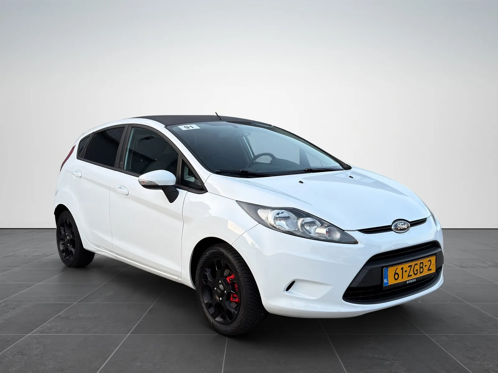 Ford Fiesta (2012) — foto 1