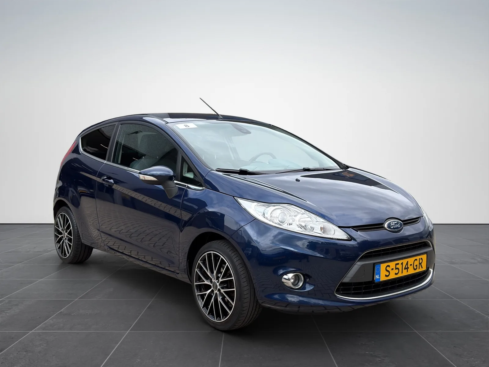 Ford Fiesta (2011) — foto 1