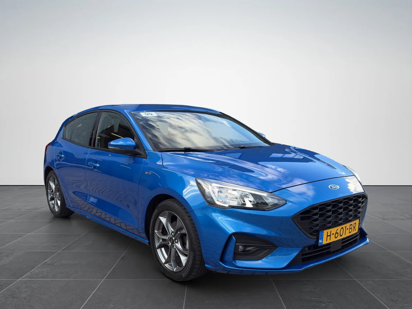 Ford Focus (2020) — foto 1