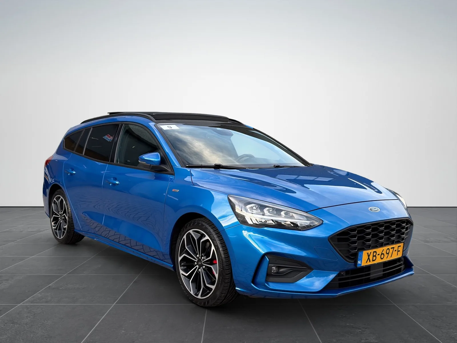 Ford Focus (2019) — foto 1