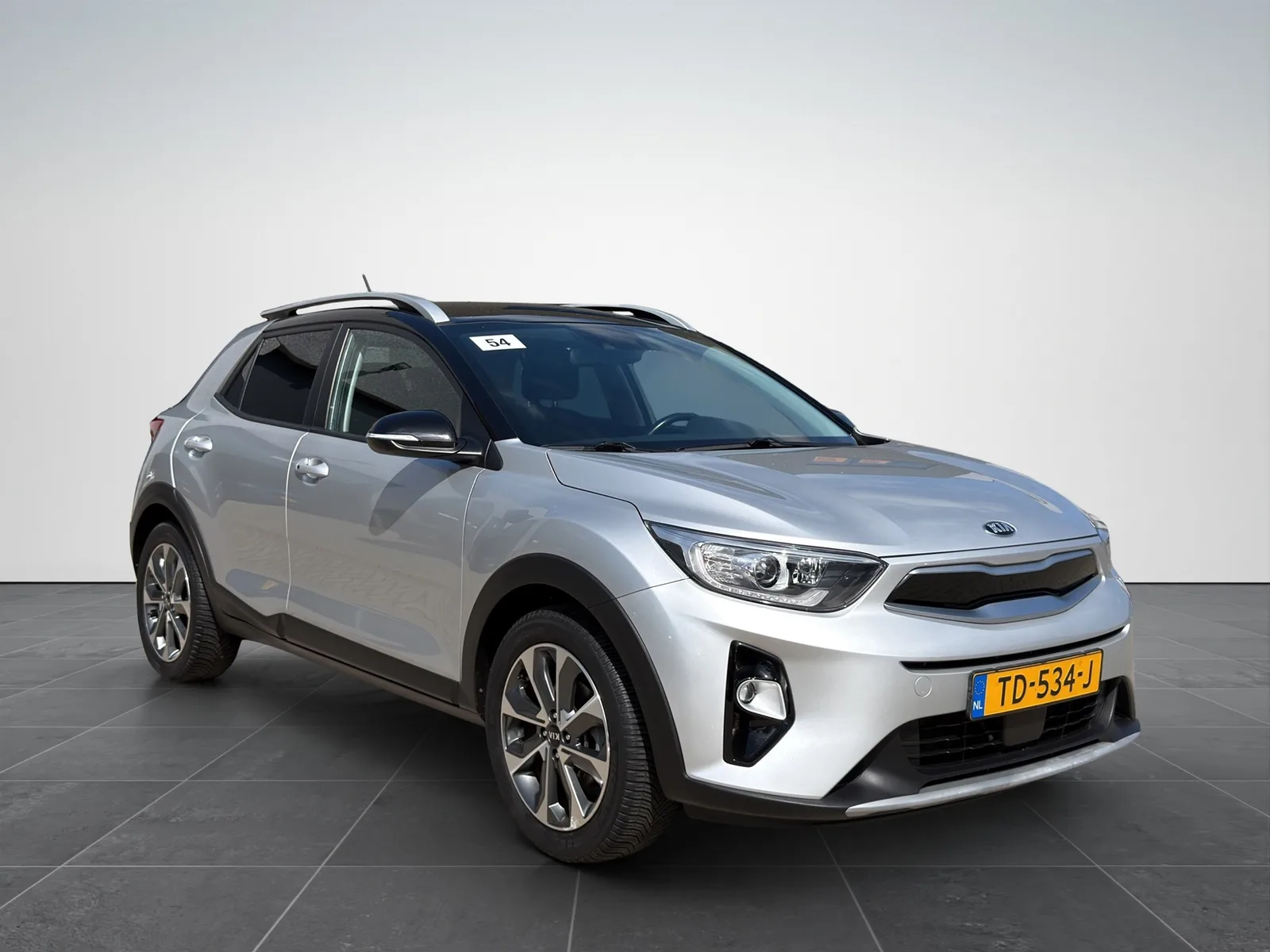 Kia Stonic (2018) — foto 1