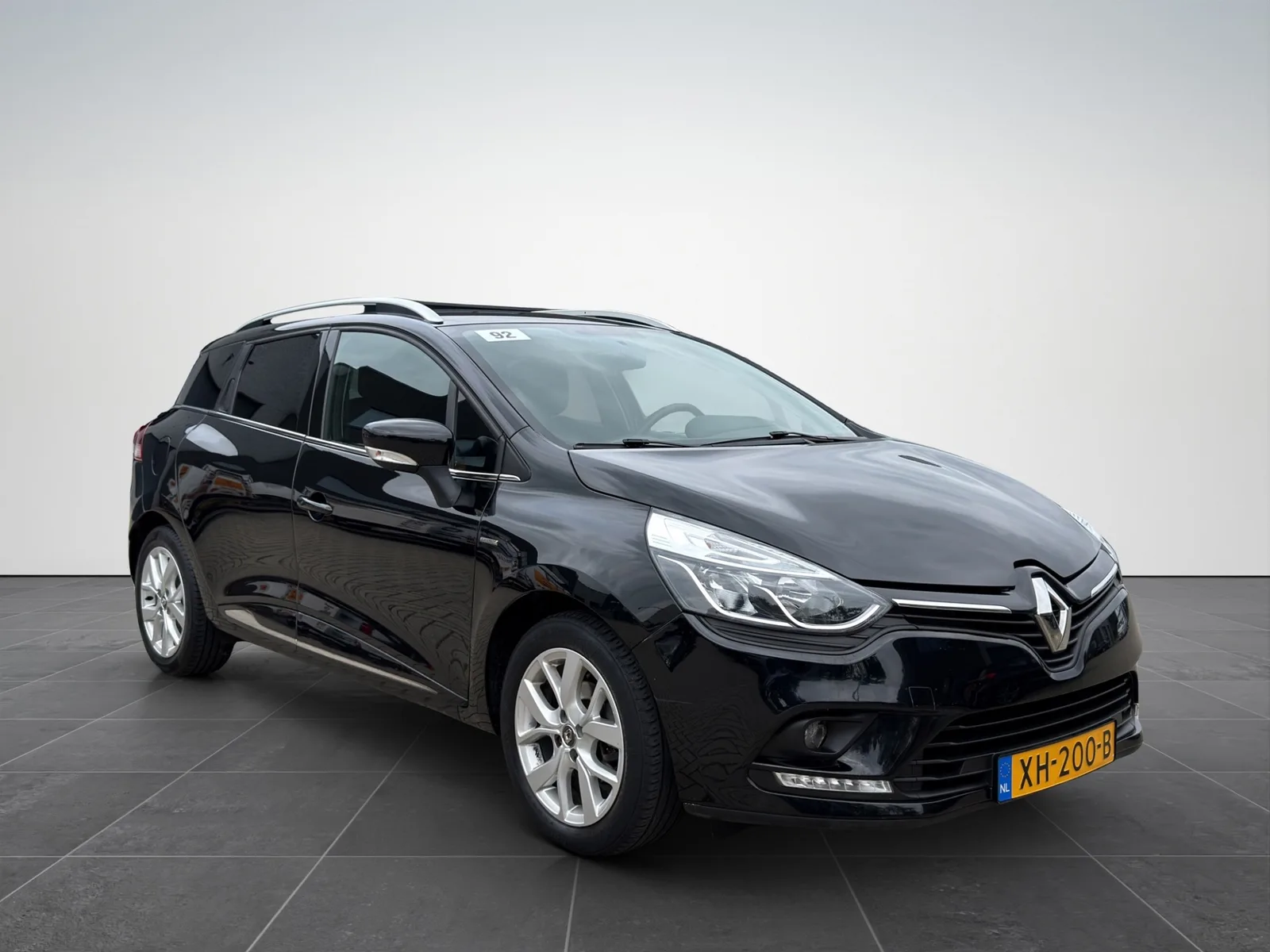Renault Clio (2018) — foto 1