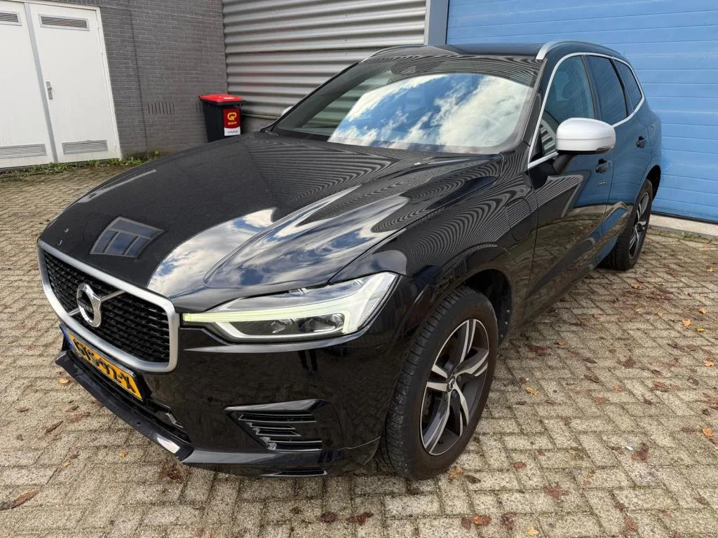 Volvo XC60 (2019) — foto 1