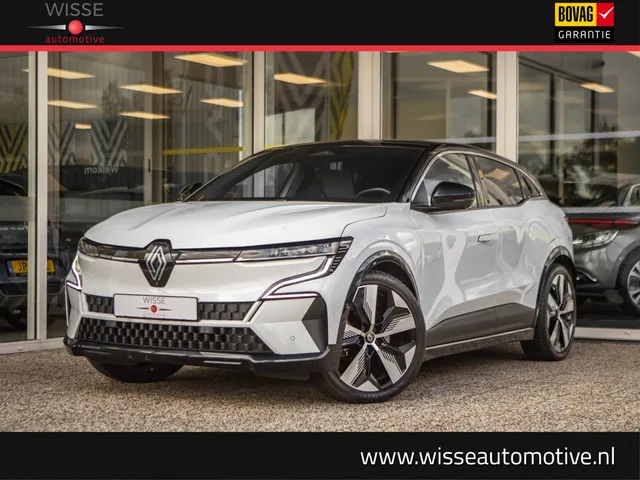 Renault Mégane E-Tech (2023) — foto 1