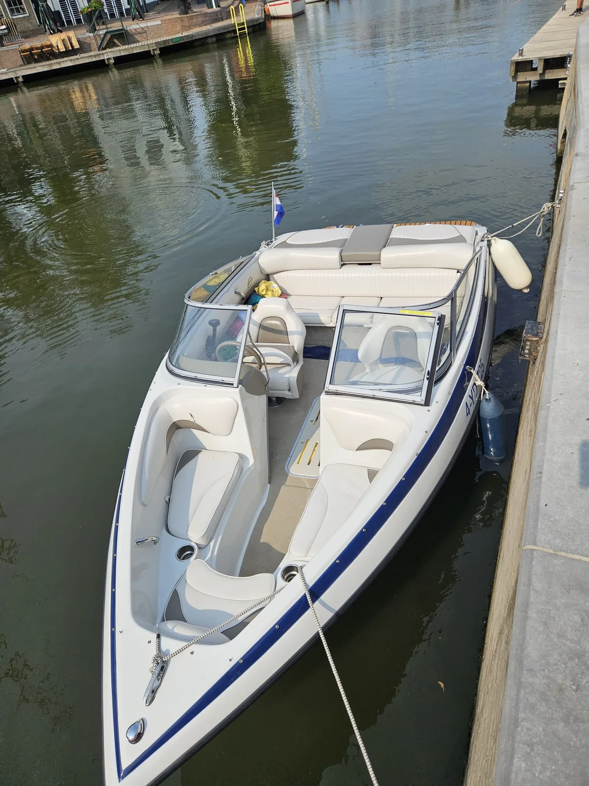 Crownline Onbekend (2013) — foto 1
