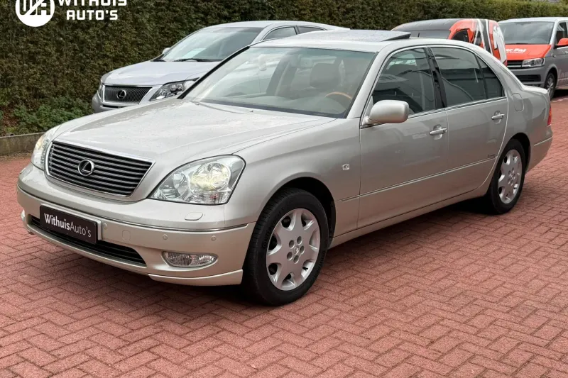 Lexus LS (2004)