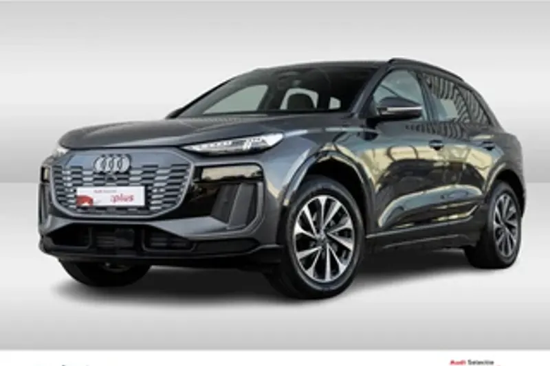 Audi Q6 e-tron (2024)